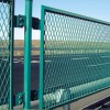 胜迈供应高速公路护栏网铁路护栏网隔离栅围网