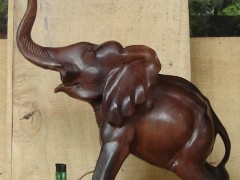 红木雕大象工艺品