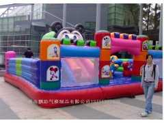 活动道具广州充气城堡厂家充气趣味运动道具充气冰山水池
