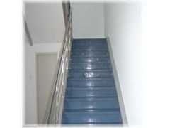 楼梯踏步地板,青岛楼梯踏步地板,塑胶楼梯踏步