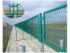 钢板网护栏/钢板网防护网/浸塑钢板网/钢板护栏网厂家