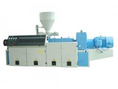PE管生产设备制造厂家*聚氯乙烯管生产机器