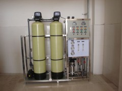 深圳纯水设备，纯净水设备，