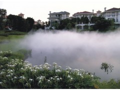 别墅区的喷雾景观