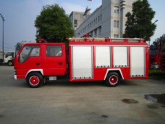 五十铃2吨水罐消防车厂家直供-湖北江南领衔做最好的消防车品牌