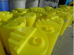 厂家直销，宁海100L药箱，盐酸搅拌桶装置，环保工业专用药箱