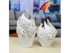 新品抢购！欧式白色雕花高温陶瓷花瓶 新房婚房 现代装饰品摆件