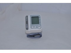 长坤家用电子血压计健康用品老年人保健产品CK-W118