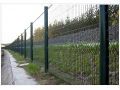 公路护栏网，铁丝护栏网，围栏网，隔离栅栏