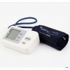 深圳厂家直销电子血压计 腕式血压表  家用血压仪