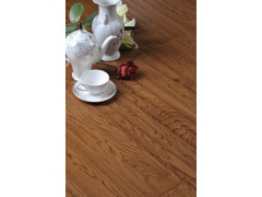 钟灵毓秀实木地板十大品牌，领先地板品牌雅红实木地板
