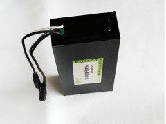 厂家直销12V 10Ah 应急照明 锂电池 12V蓄电池