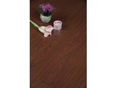 柚木王强化地板、中国强化地板行业标杆地板柚木王地板