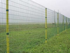 专业生产铁路护栏|道路防护网|护栏网厂家包工包料一条龙服务