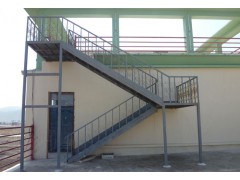 惠州淡水承接室内外钢构整体楼梯制作安装