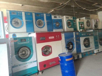 濮阳出售二手洗衣店设备，二手整套干洗机包装机输送线