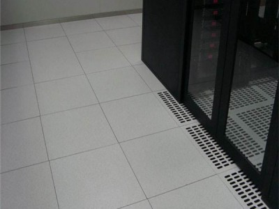　安康全钢防静电地板 厂家直销 OA网络地板