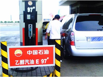 河北回收废乙醇厂图1