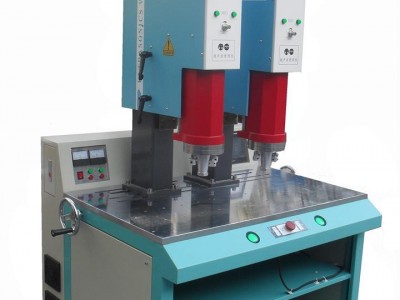 四川汉威多工位双头超声波塑胶焊接机汉荣机械设备