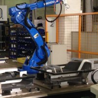 汉荣机械提供好的全自动机器人超声波塑胶点焊