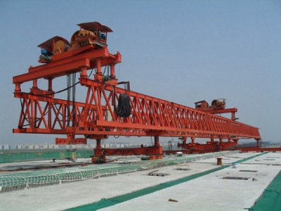 四川宜宾公路架桥机厂家出租40米架桥机特点鲜明