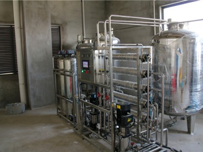 泰州医疗纯化水设备/制药用水设备/水处理设备厂家