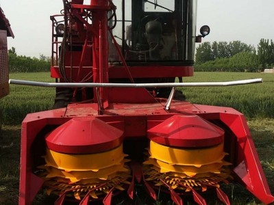 厂家制作玉米秸秆青储机-圆盘秸秆收获机-自走式青储机价格图1