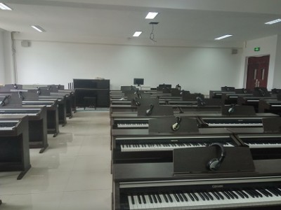 数字化智慧音乐教室（电钢琴教学系统）金瑞冠达