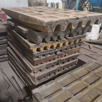 石块破碎机 高锰钢高耐磨颚板 衬板板锤 可定制破碎配件