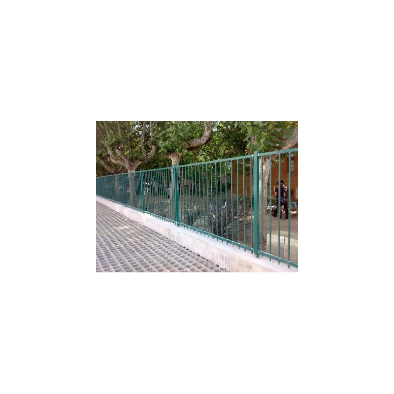 黑色锌钢护栏，工业区蓝白铁艺护栏，各种尺寸围墙护栏现货