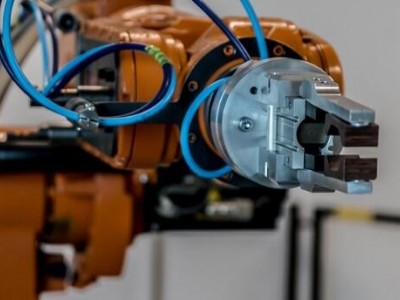 工业机器人在装配方面的应用 北京中瑞益