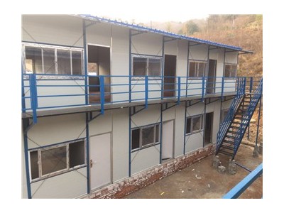 潍坊彩钢房加工厂诸城搭建抗腐蚀活动房图1