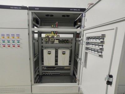 大型污水设备电控自动化，plc柜，变频器柜，软启动柜，