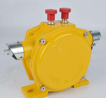 HSBH-102C-SS-15-1200不锈钢抗干扰拉绳开关图1